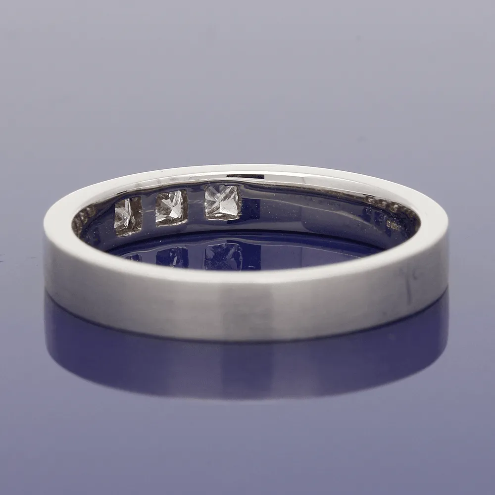 18ct White Gold Diamond-Set 3.2mm Flat Court Wedding Ring