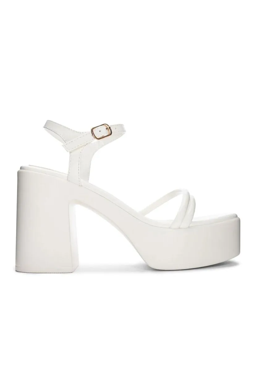 Chinese Laundry Avianna Platform Heel