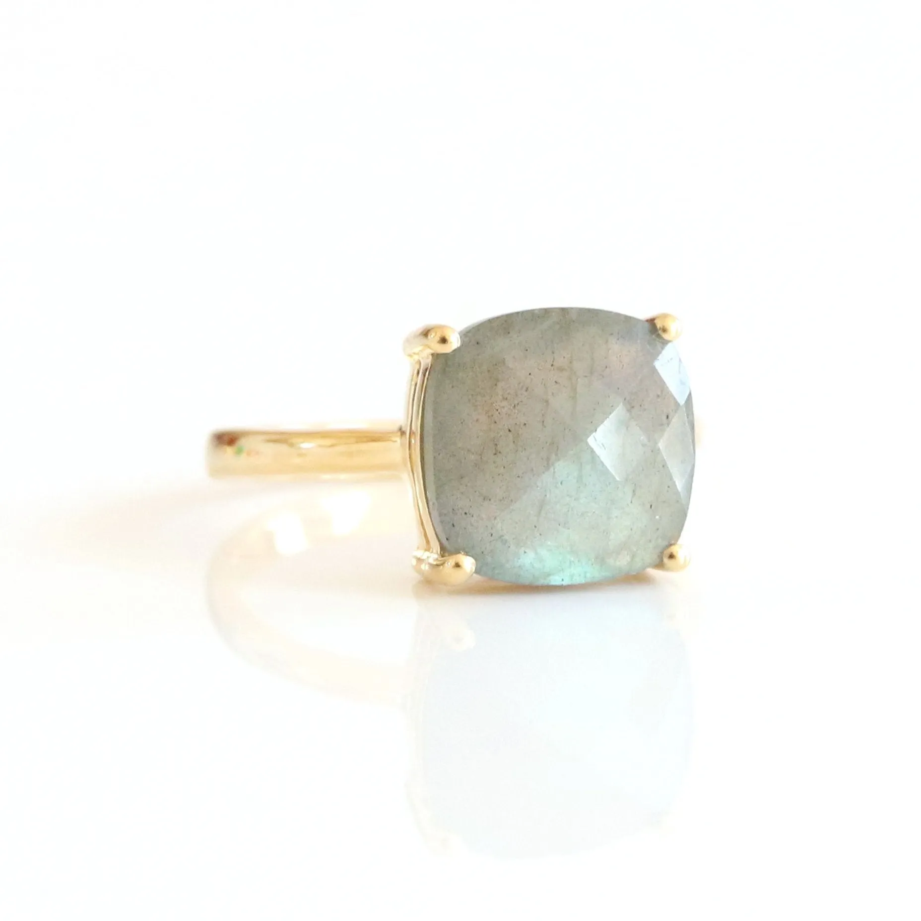 GLEE RING - LABRADORITE & GOLD