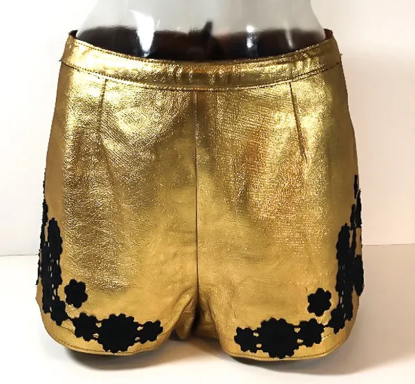 MARC JACOBS Gold & Black Leather Shorts w/Flower Applique Size 4