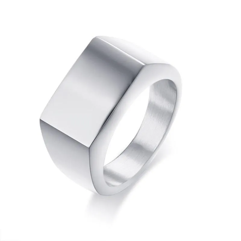 Noah Signet Ring