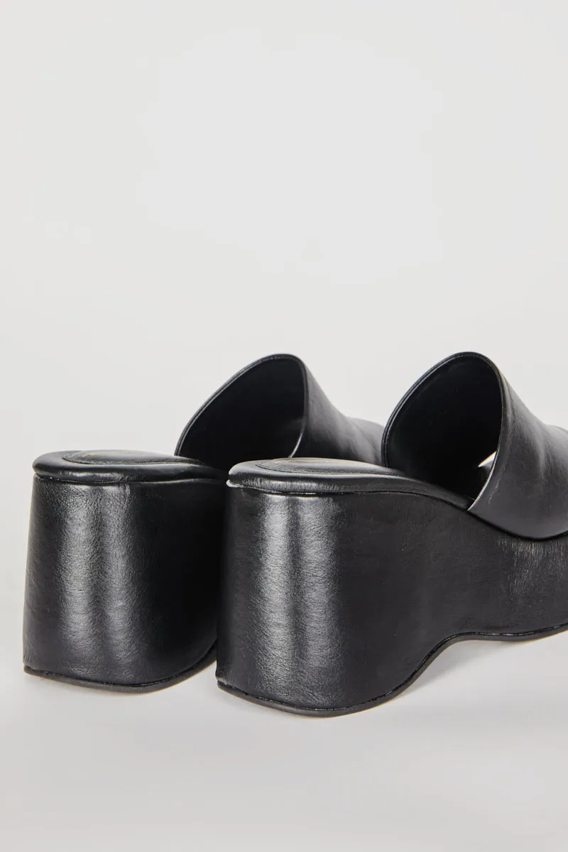 TIBA PLATFORM HEEL BLACK SOLE