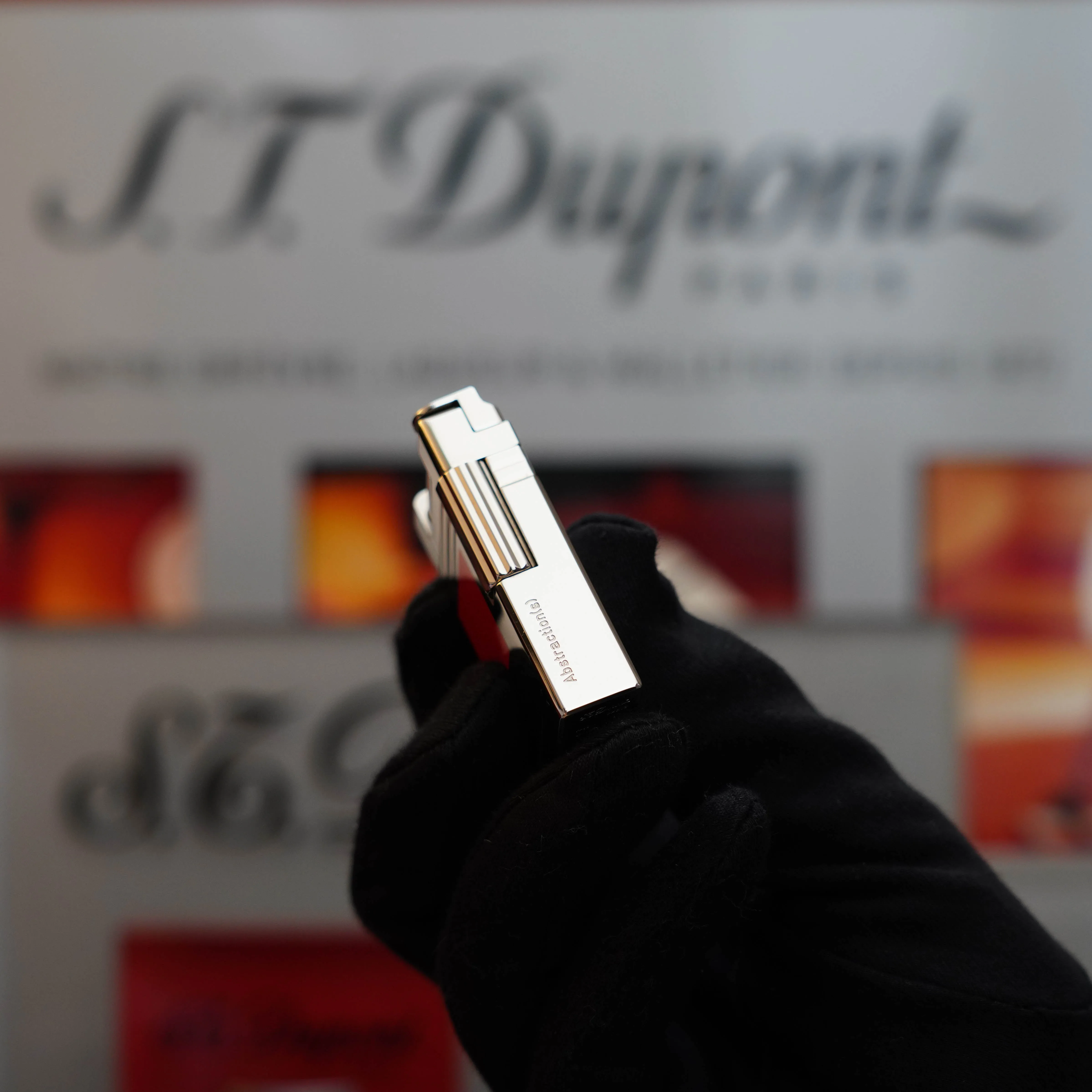 Vintage 1999 St Dupont Urban Limited Edition Platinum finish natural Red Lacquer lighter