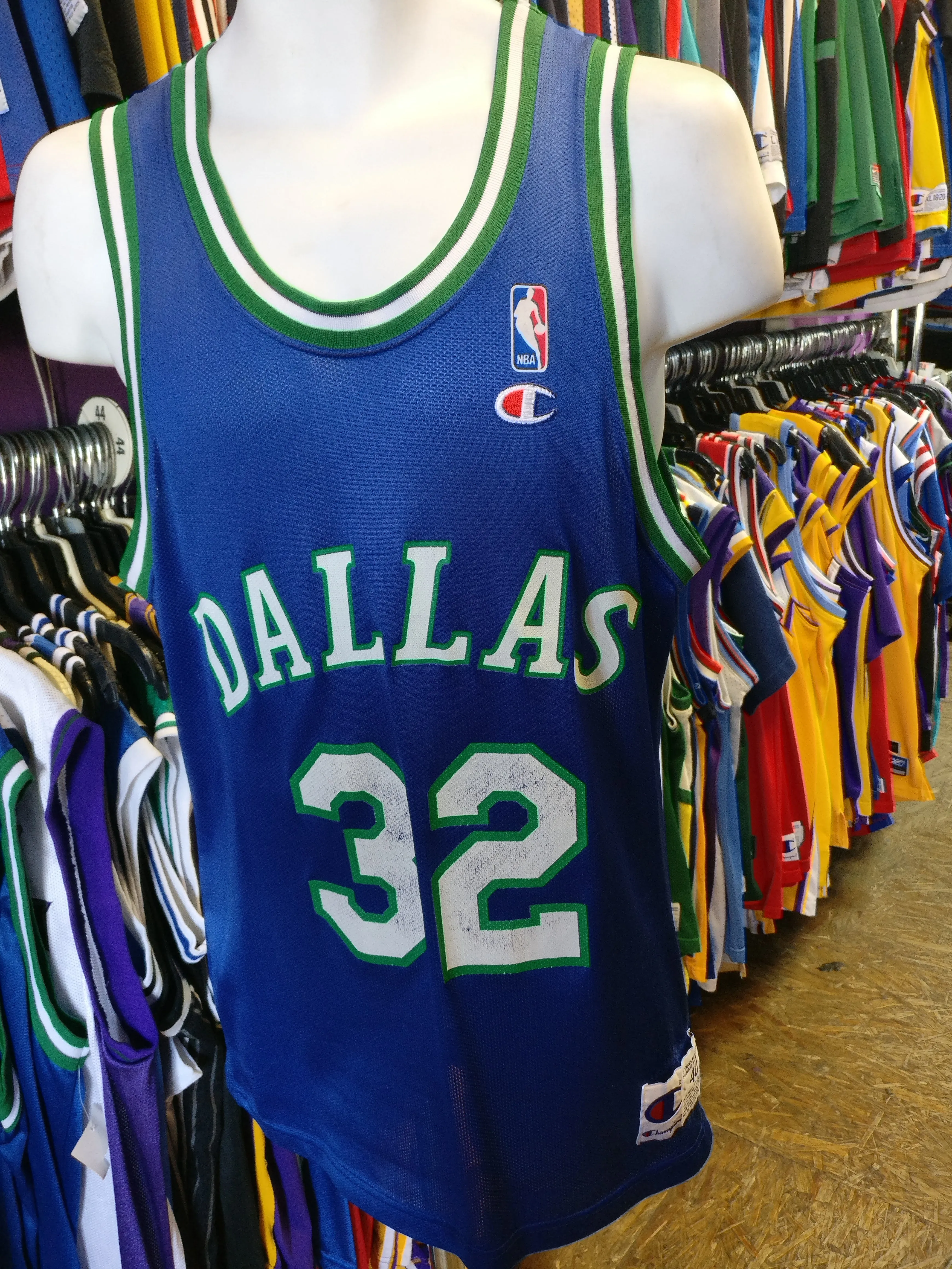 Vintage #32 JAMAL MASHBURN Dallas Mavericks NBA Champion Jersey 40