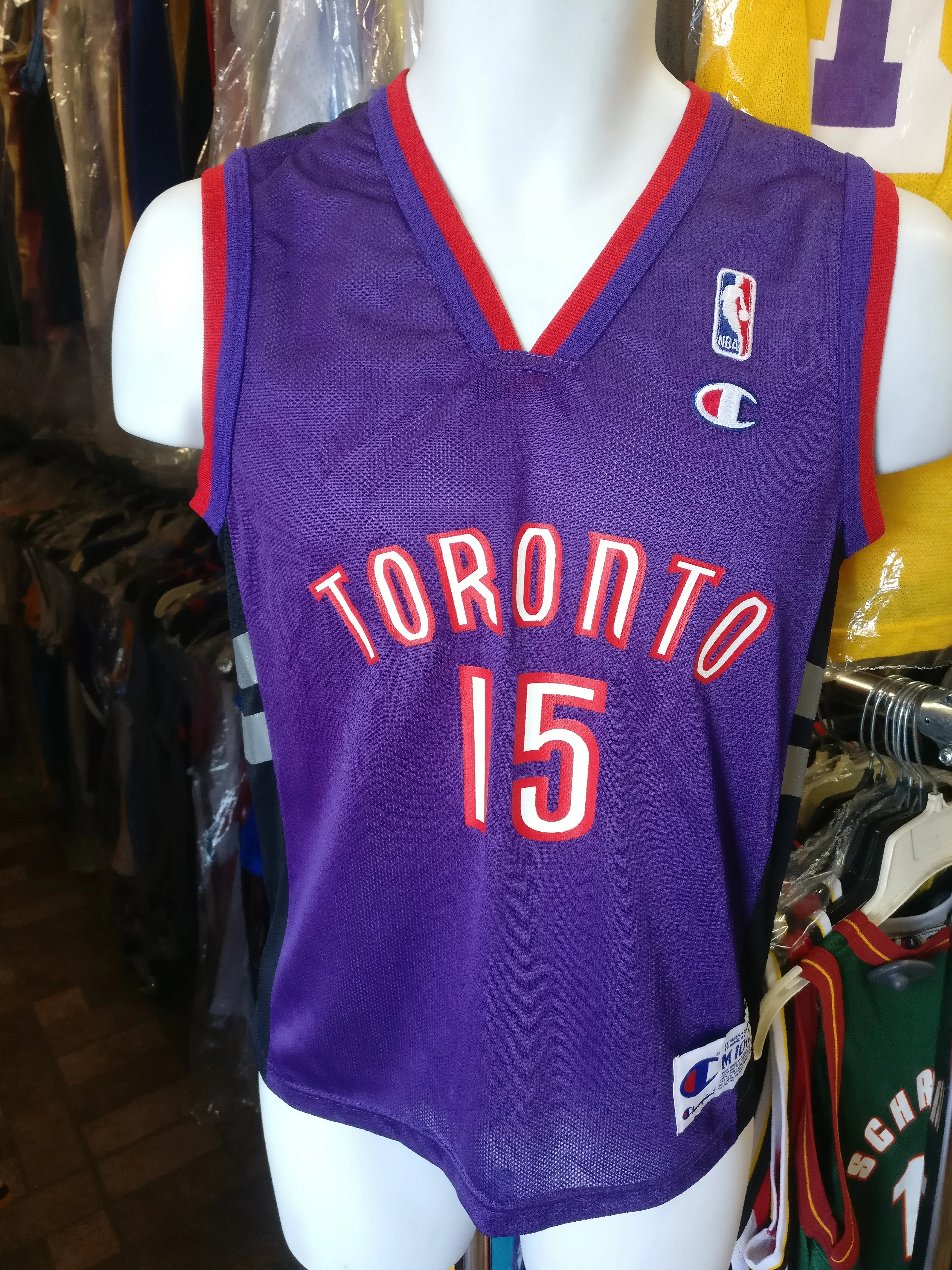 Vtg #15 VINCE CARTER Toronto Raptors Champion Jersey 10-12 (Deadstock)